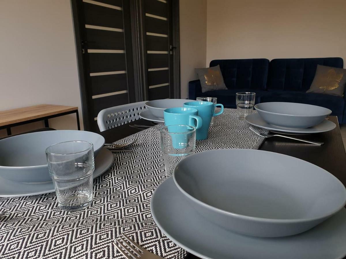 Vistula Two-Bedroom Apartment ปวอตสก์ ภายนอก รูปภาพ